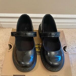 Junior patent leather Mary Jane shoes